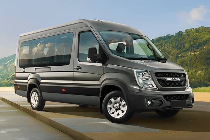 Force Urbania 12 Seater - Punjab to Delhi Taxi